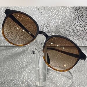 Ladies ^^^  Gradient *** Amber  ^^^ UV  Sunglasses ‘ Bonus ! Earrings included *